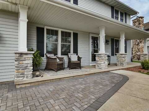 2331 LARUE Lane, GREEN BAY, WI 54313