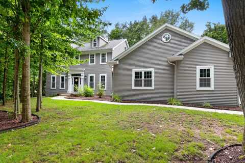 1881 DEER TRAIL Court, LUXEMBURG, WI 54217
