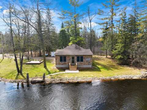 9604 PINE BEND Lane, GILLETT, WI 54124