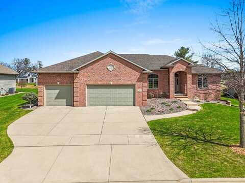 359 CROSSWINDS Lane, GREEN BAY, WI 54311