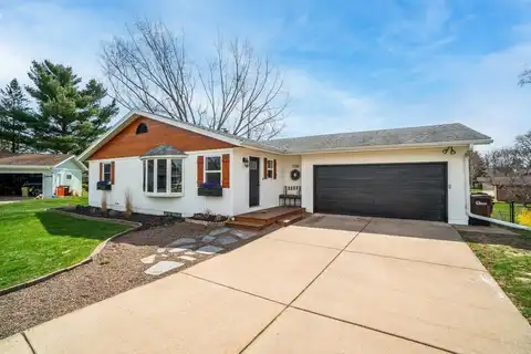1348 Armstrong Place, Eau Claire, WI 54701