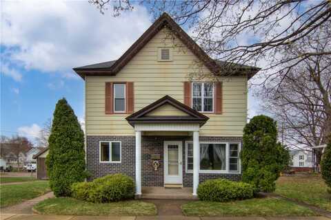 12 N Rural Street, Chippewa Falls, WI 54729