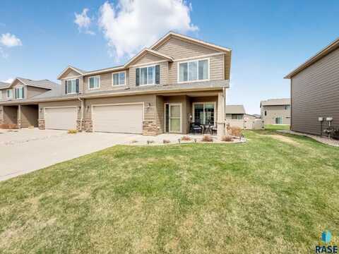 2411 E Meadowside Pl, Sioux Falls, SD 57108
