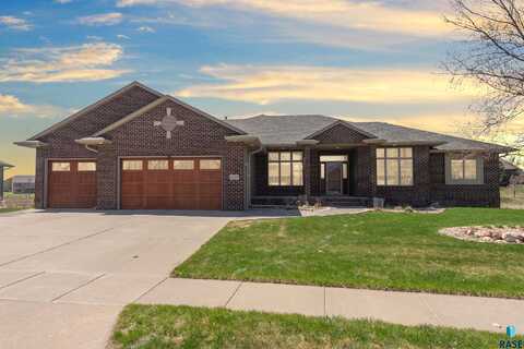 6529 S Killarney Ct, Sioux Falls, SD 57108