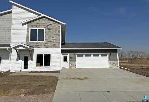 222 Ivy Ln, Crooks, SD 57020