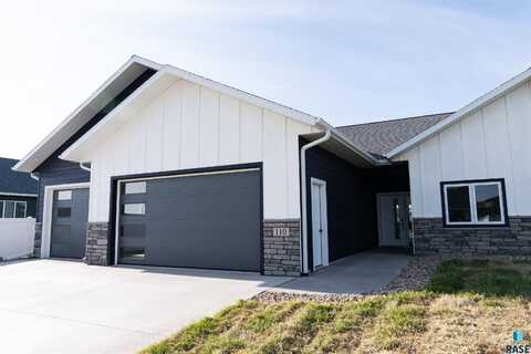 110 E Antioch St, Tea, SD 57064