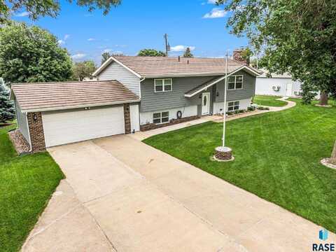 3800 S Ellis Rd, Sioux Falls, SD 57106