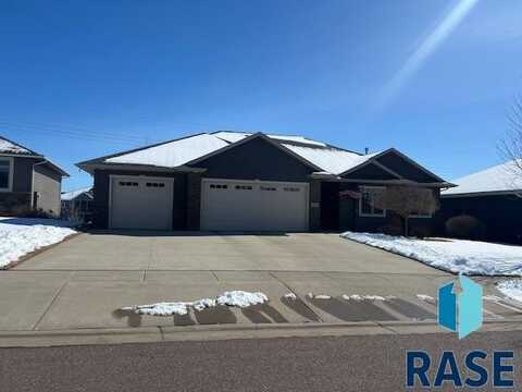 4308 S Alpine Ave, Sioux Falls, SD 57110