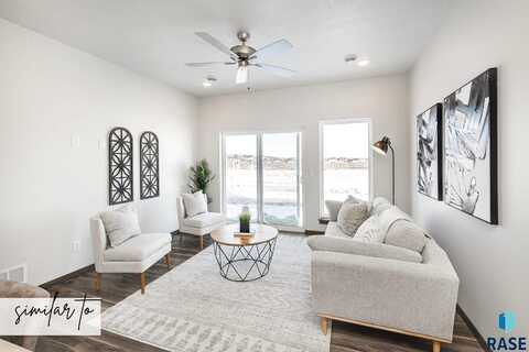 8021 E Tencate Pl, Sioux Falls, SD 57110