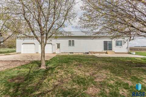 46982 301st St, Beresford, SD 57004