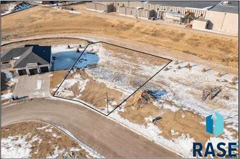 270 Central Park Ct, Harrisburg, SD 57032