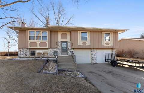 316 S Norbeck St, Vermillion, SD 57069