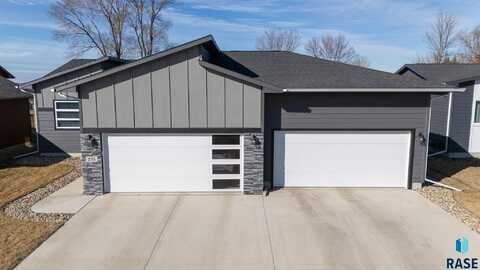 235 N Everest Ave, Tea, SD 57064
