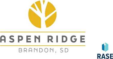 913 S Country Club Ave, Brandon, SD 57005