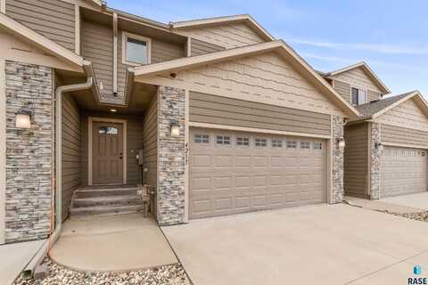4215 N Knob Hill Ct, Sioux Falls, SD 57107