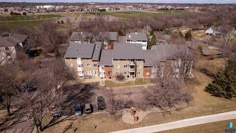 1104 W 57th St, Sioux Falls, SD 57108