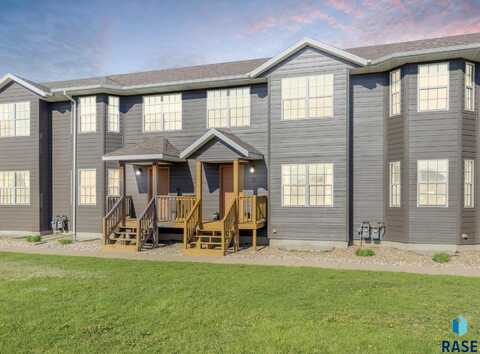 1812 S Mulberry Ave, Brandon, SD 57005