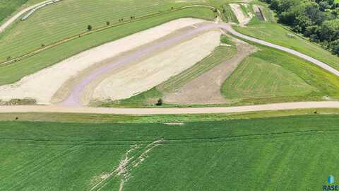 2 Arthur Ln, Renner, SD 57055