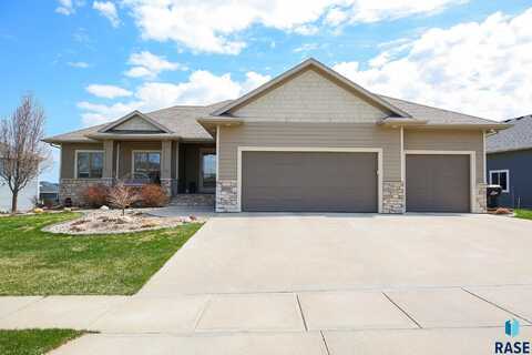 2200 S Firestone Ln, Sioux Falls, SD 57110