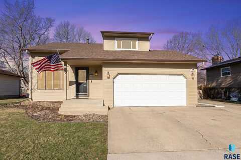 3105 S Steven Dr, Sioux Falls, SD 57106