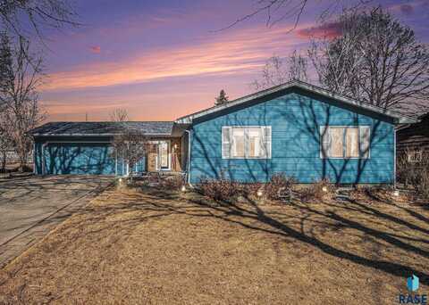 5508 W 52nd St, Sioux Falls, SD 57106