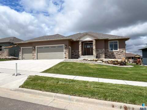 2705 S Galena Ave, Sioux Falls, SD 57110