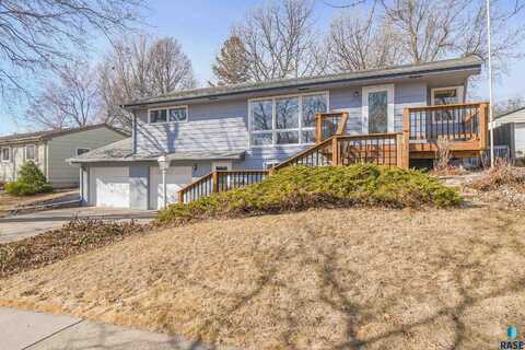 2605 S Van Eps Ave, Sioux Falls, SD 57105