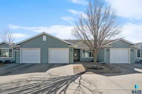 1010 N Crape Pl, Sioux Falls, SD 57107
