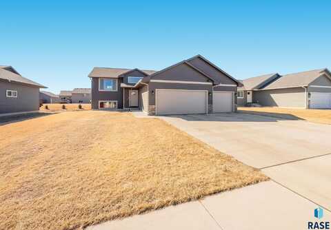 505 Brannon Dr, Harrisburg, SD 57032