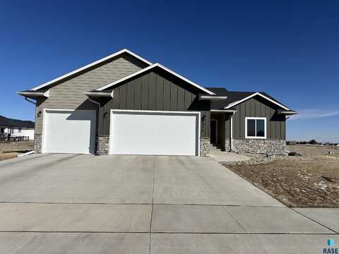 416 Bunyan Dr, Harrisburg, SD 57032