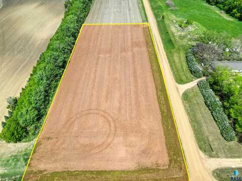 466th (South Lot) Ave, Hartford, SD 57033