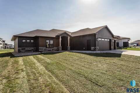 6609 E Corsair Dr, Sioux Falls, SD 57110