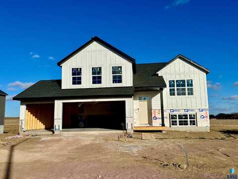 3004 S Copper Creek Ave, Sioux Falls, SD 57110