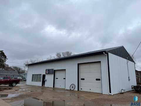 115 S Blair Ave, Canton, SD 57013