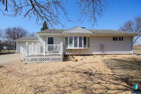 305 S 4th Ave, Brandon, SD 57005