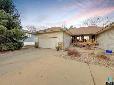 4717 S Southeastern Ave, Sioux Falls, SD 57103