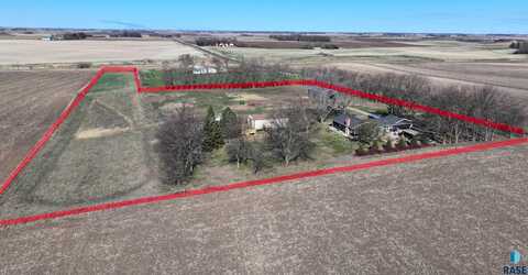 46923 250th St, Baltic, SD 57003