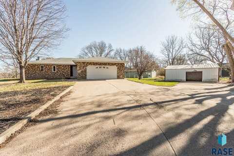 320 N Bridge St, Canton, SD 57013