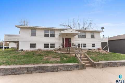 110 N Kimball St, Canton, SD 57013