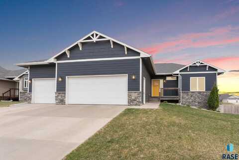 5320 S Solono Ave, Sioux Falls, SD 57108