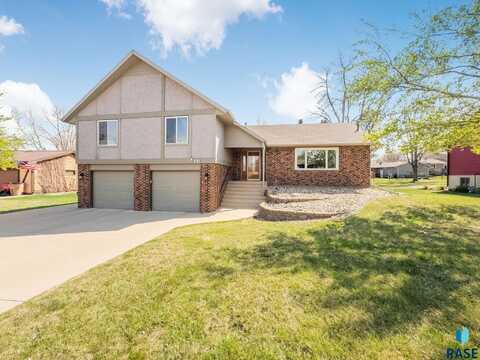 5901 W 27th St, Sioux Falls, SD 57106