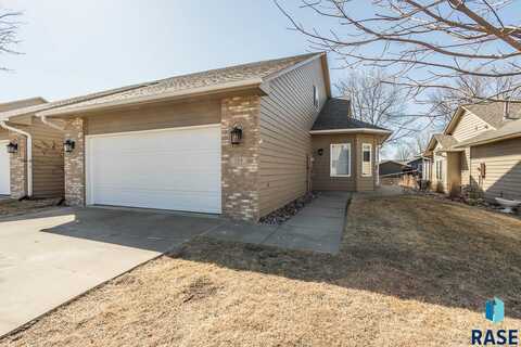 7219 S Witzke Pl, Sioux Falls, SD 57108