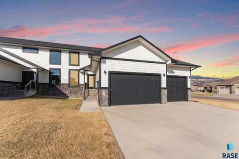 7301 S Tivoli Pl, Sioux Falls, SD 57108