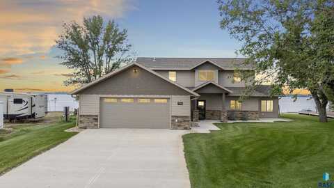 6578 Peninsula Pt, Wentworth, SD 57075
