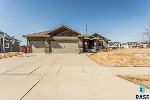 801 S Torrey Pine Ln, Sioux Falls, SD 57110
