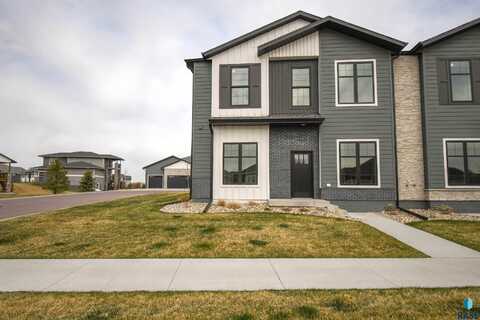 8623 W Shoreline Pl, Sioux Falls, SD 57107