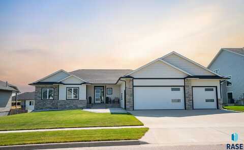 2704 S Snow Mass Ave, Sioux Falls, SD 57110