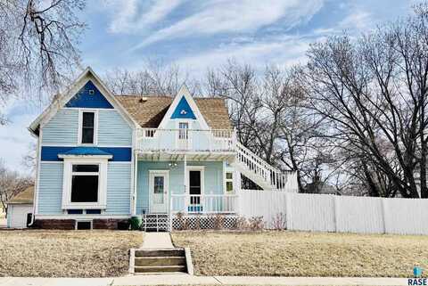 626 N Main St, Canton, SD 57013