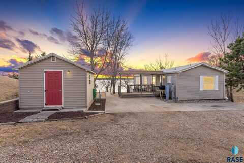 6371 Fischer Ln, Wentworth, SD 57075