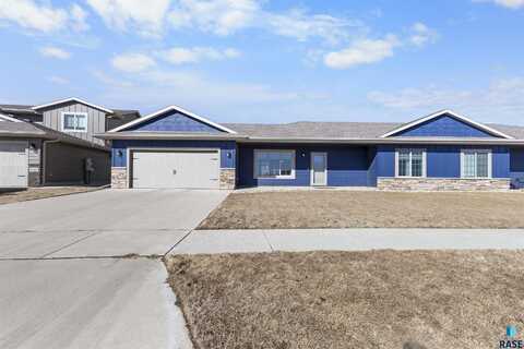 9558 W Broek Dr, Sioux Falls, SD 57106